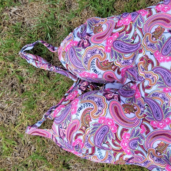 Pink Paisley 2 Piece Bathing Suit NWOT - Picture 3 of 9